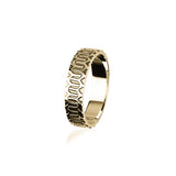 9ct Gold Ring with Pattern GR38